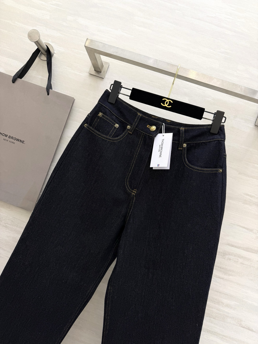 #Thom Brown♡²⁶🖤原色直筒神裤 原生深靛蓝牛仔色调 复古又高级 高腰黄金腰头设计 巧妙拉高腰