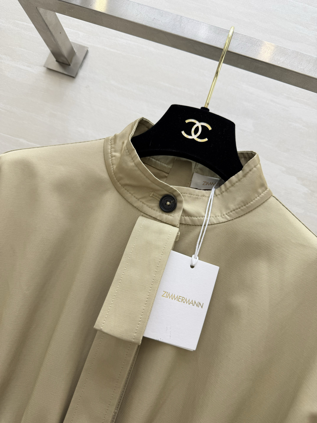 #Zimmerman♡²⁶ss慵懒松弛感收腰廓形连衣裙 把高级极简与温柔气质狠狠拿捏住✨低调显贵 小立领