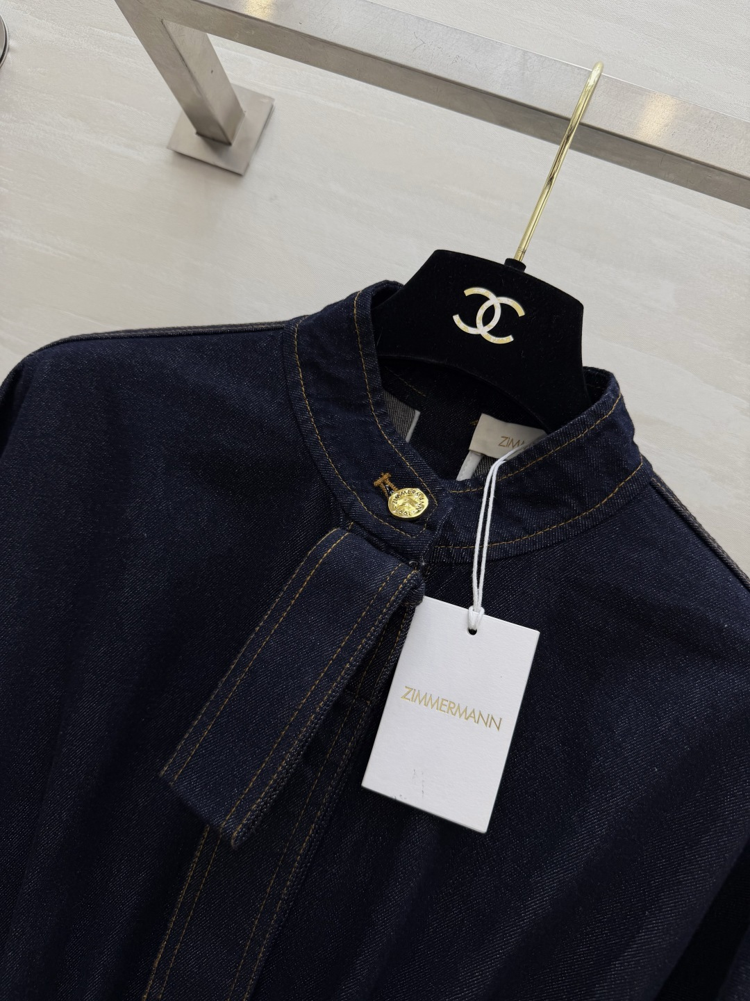 #Zimmerman♡²⁶ss慵懒松弛感收腰廓形连衣裙 把高级极简与温柔气质狠狠拿捏住✨低调显贵 小立领