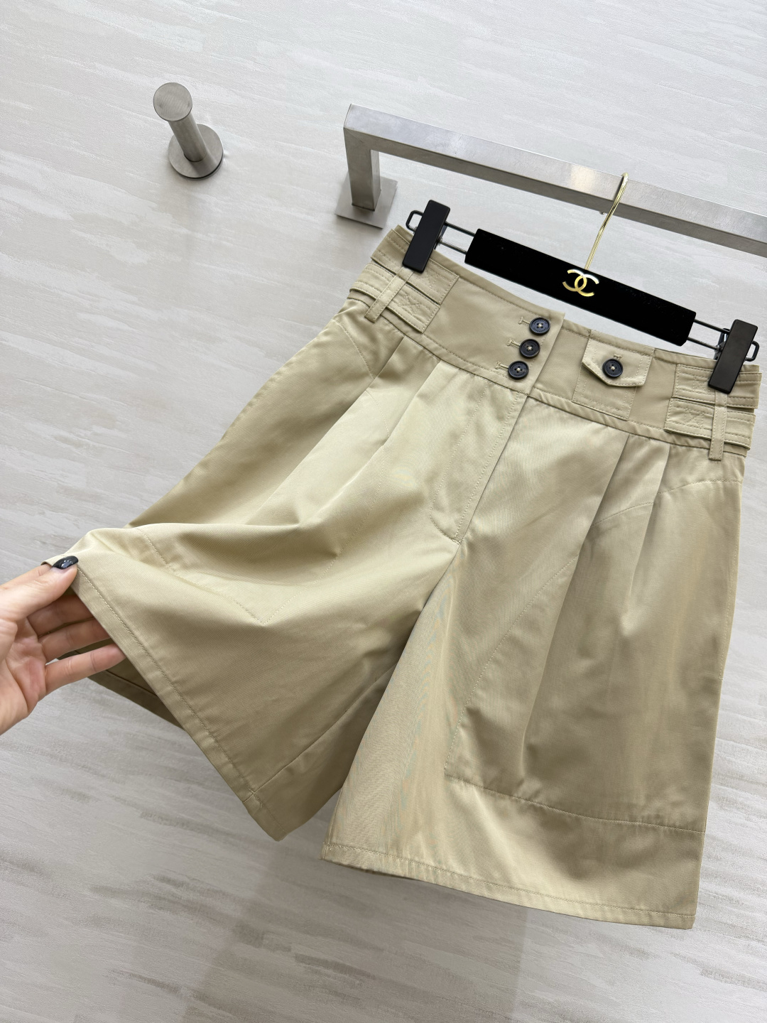 #Zimmerman♡²⁶ss卡其高腰双排扣A字中裤✨ 超高腰收腰 巨显腿长｜复古工装质感 简约又显贵 