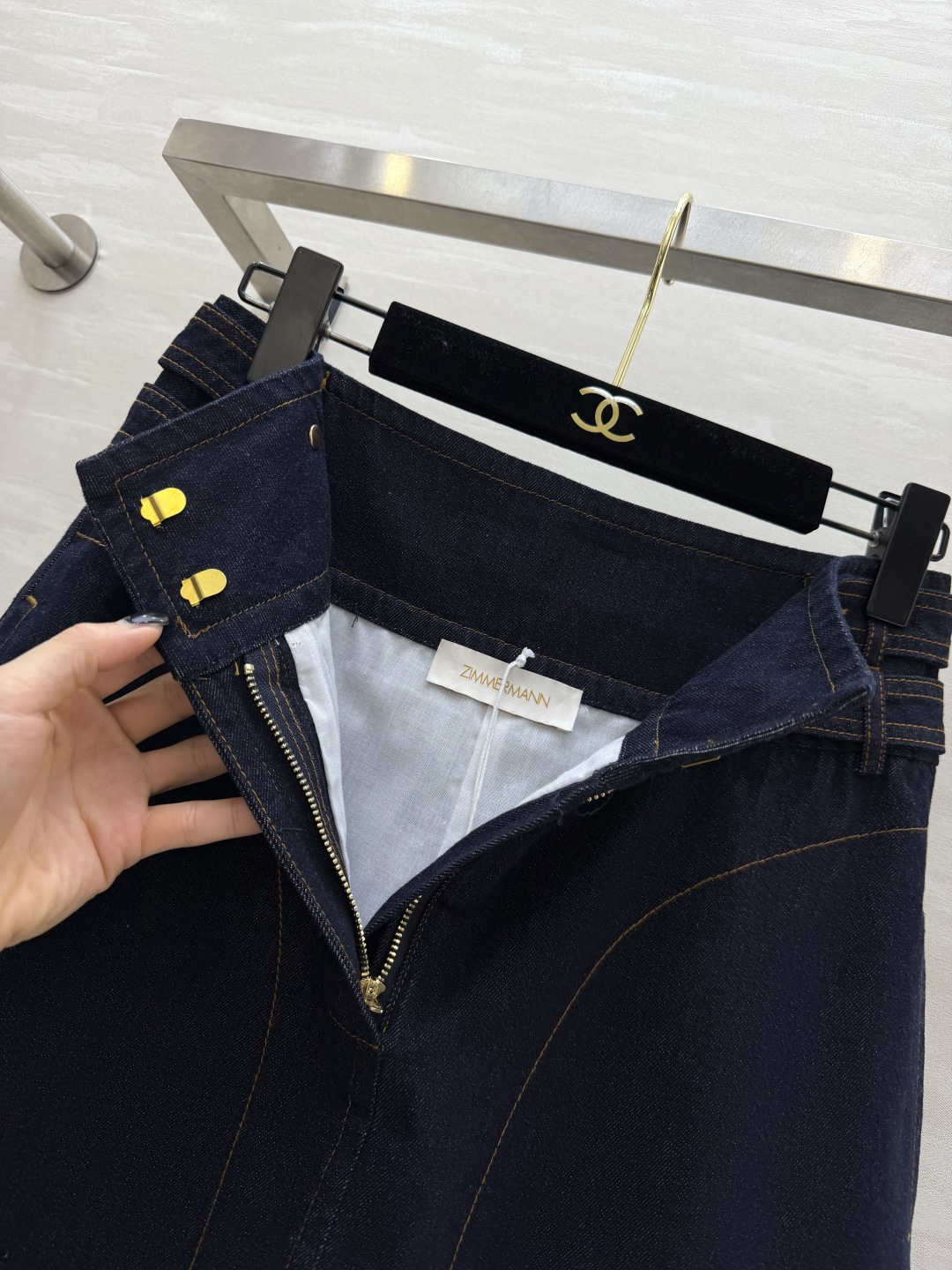 #Zimmerman♡²⁶ss复古金扣牛仔A字半裙 原牛深色 高腰收腰经典耐看 显瘦显高 甜酷氛围感直接