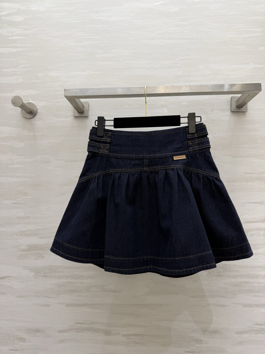 #Zimmerman♡²⁶ss复古金扣牛仔A字半裙 原牛深色 高腰收腰经典耐看 显瘦显高 甜酷氛围感直接