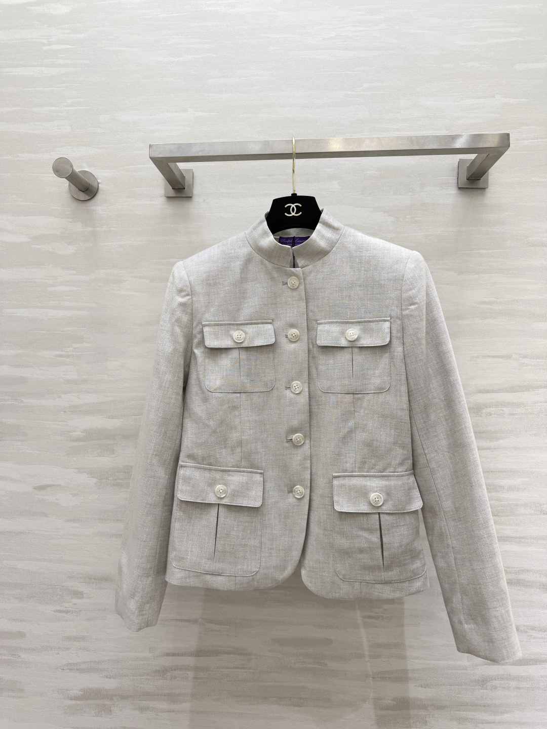 #Ralph Laure♡²⁶🤍浅灰立领外套 温柔又干练 清冷高级浅麻灰调 低调又显贵 利落小立领设计 