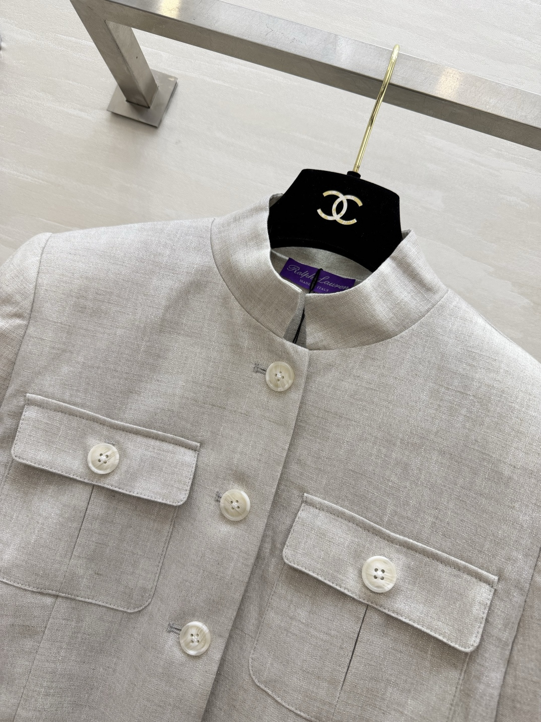 #Ralph Laure♡²⁶🤍浅灰立领外套 温柔又干练 清冷高级浅麻灰调 低调又显贵 利落小立领设计 