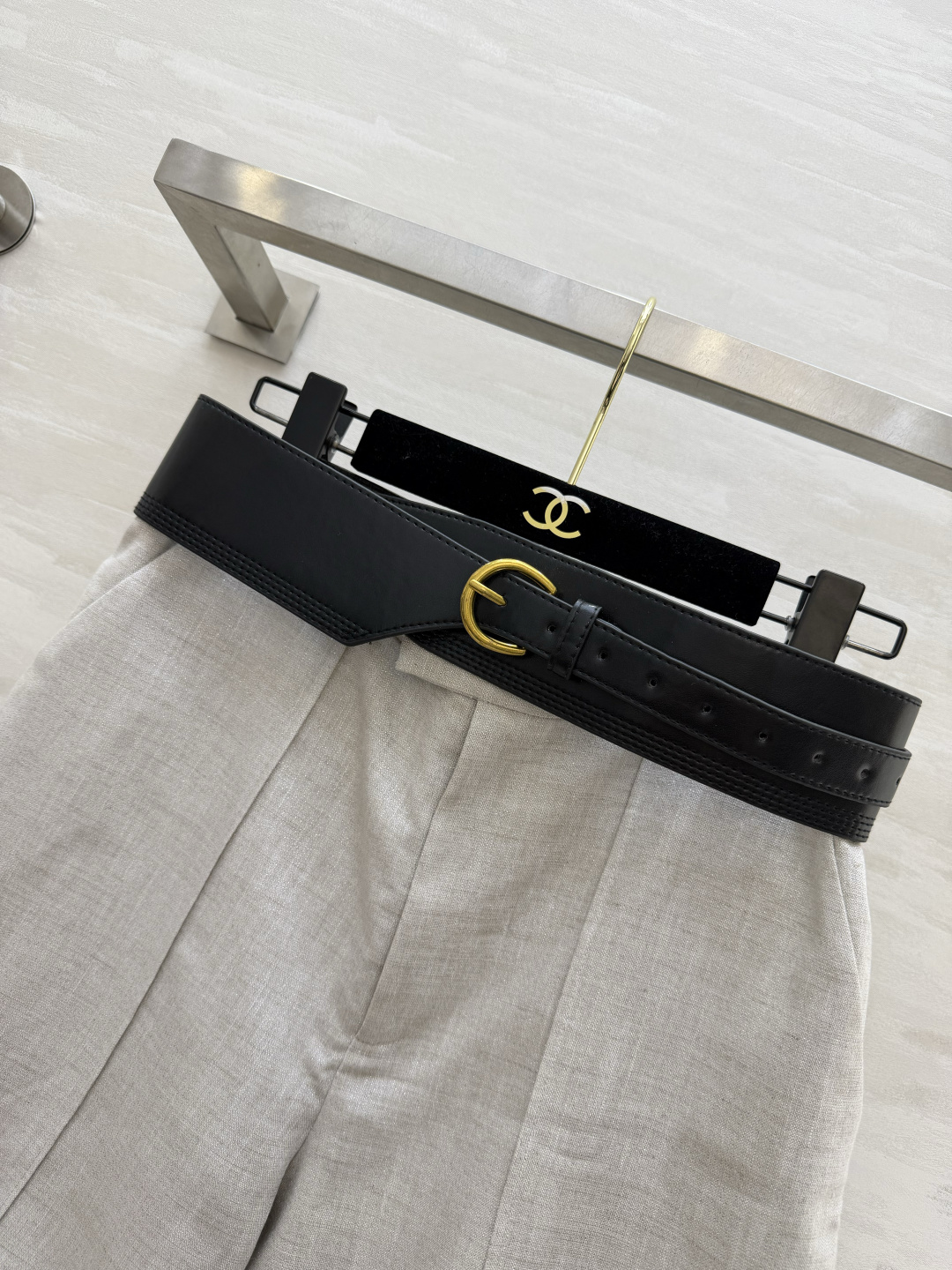 #Ralph Laure♡²⁶浅麻灰气质西装五分中裤 通勤穿搭的氛围感王者单品 自带高级亚麻肌理的浅灰底