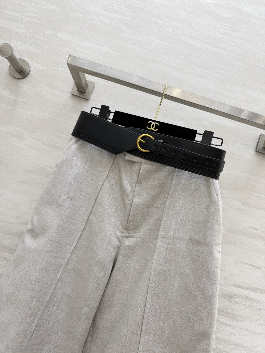 #Ralph Laure♡²⁶浅麻灰气质西装五分中裤 通勤穿搭的氛围感王者单品 自带高级亚麻肌理的浅灰底