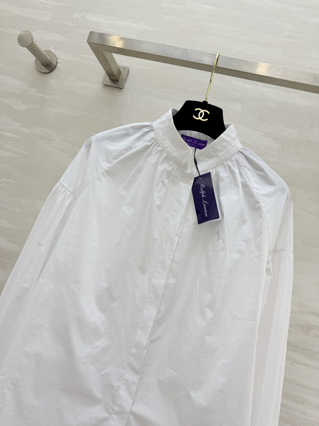 #Ralph Laure♡²⁶🤍 氛围感天花板 立领灯笼袖白衬衣 把温柔优雅与松弛高级感稳稳焊在身上 干