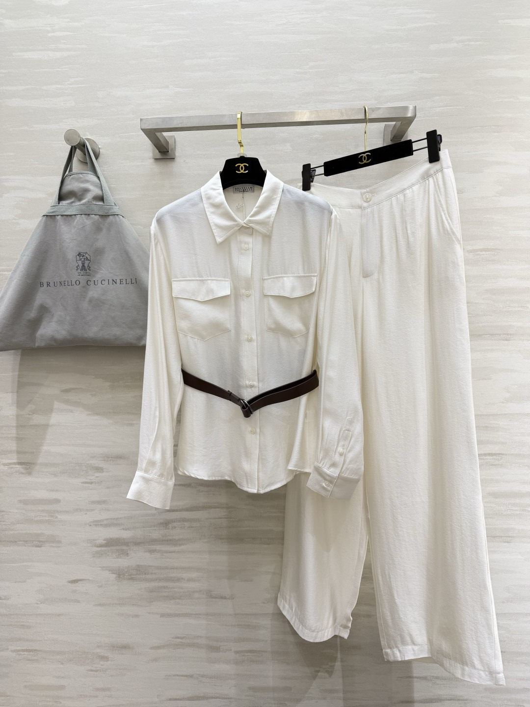 🤍Brunello Cucinell♡²⁶ss高端米白垂感阔腿裤 慵懒高级感 穿出毫不费力的优雅气场 干