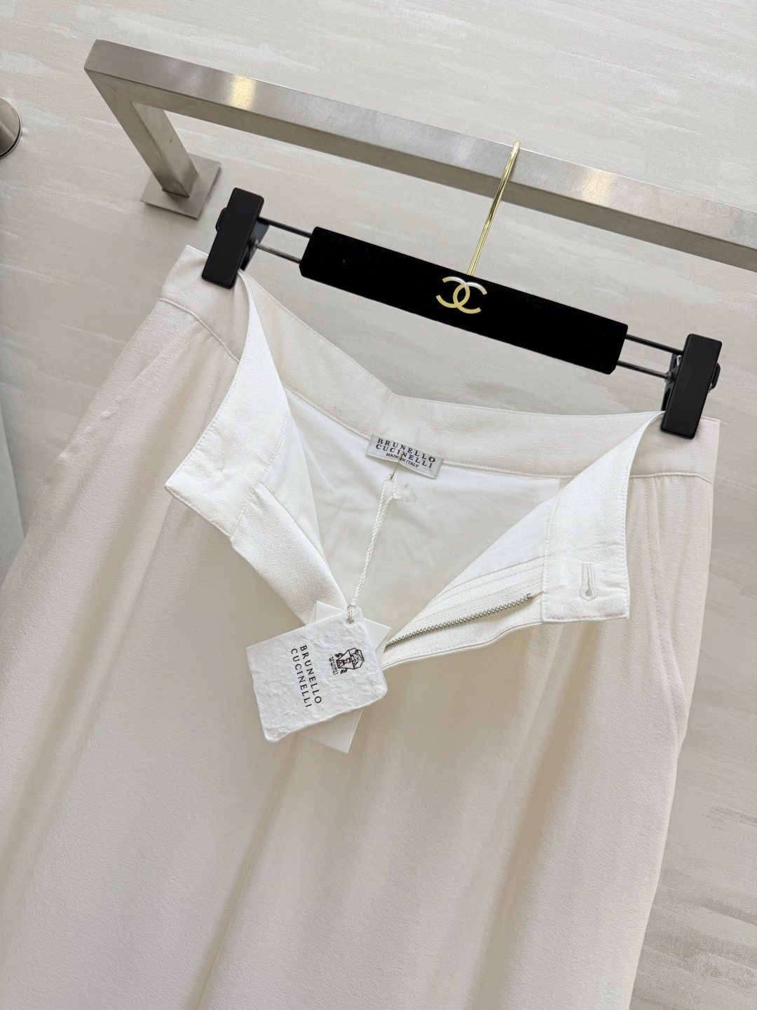 🤍Brunello Cucinell♡²⁶ss高端米白垂感阔腿裤 慵懒高级感 穿出毫不费力的优雅气场 干