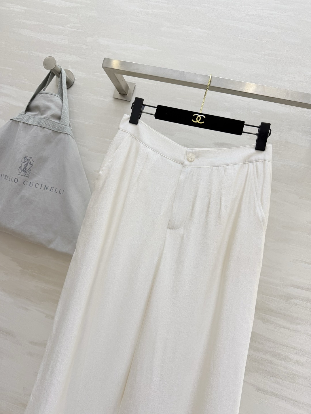 🤍Brunello Cucinell♡²⁶ss高端米白垂感阔腿裤 慵懒高级感 穿出毫不费力的优雅气场 干