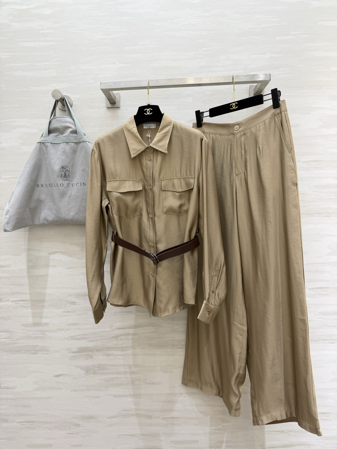 🤍Brunello Cucinell♡²⁶ss高端垂感阔腿裤 慵懒高级感 穿出毫不费力的优雅气场 干净治