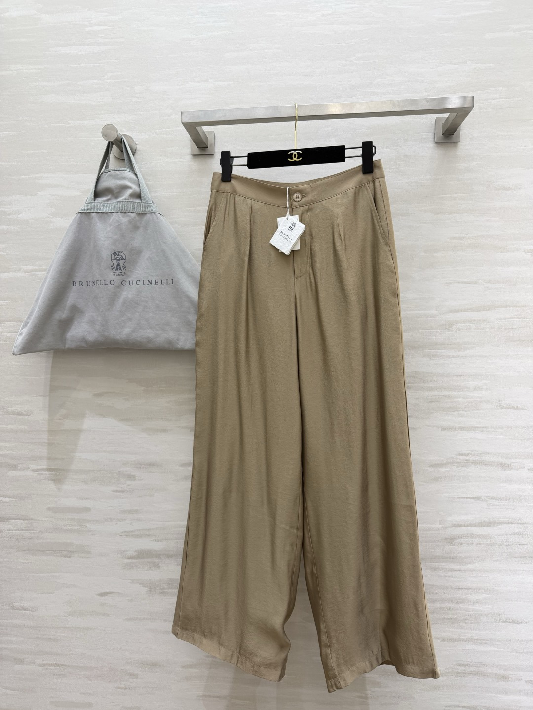 🤍Brunello Cucinell♡²⁶ss高端垂感阔腿裤 慵懒高级感 穿出毫不费力的优雅气场 干净治