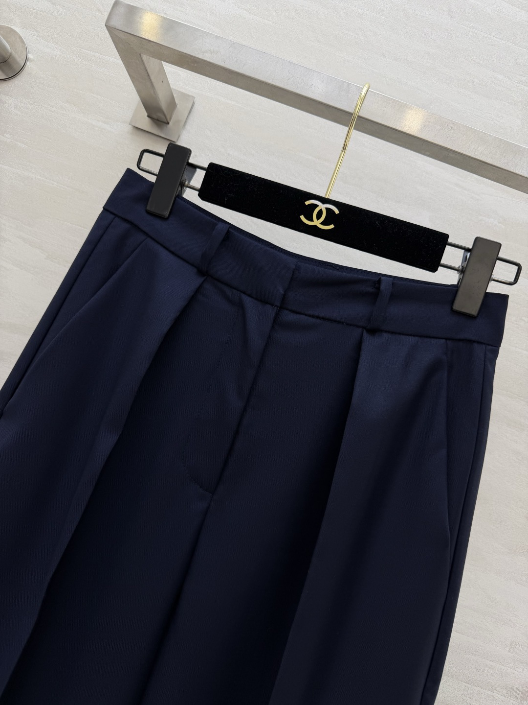 Ralph Laure♡²⁶紫标系列 藏青高阶垂感阔腿西裤💙高腰线双褶裥设计 利落优化腰腹线条 瞬间拉长