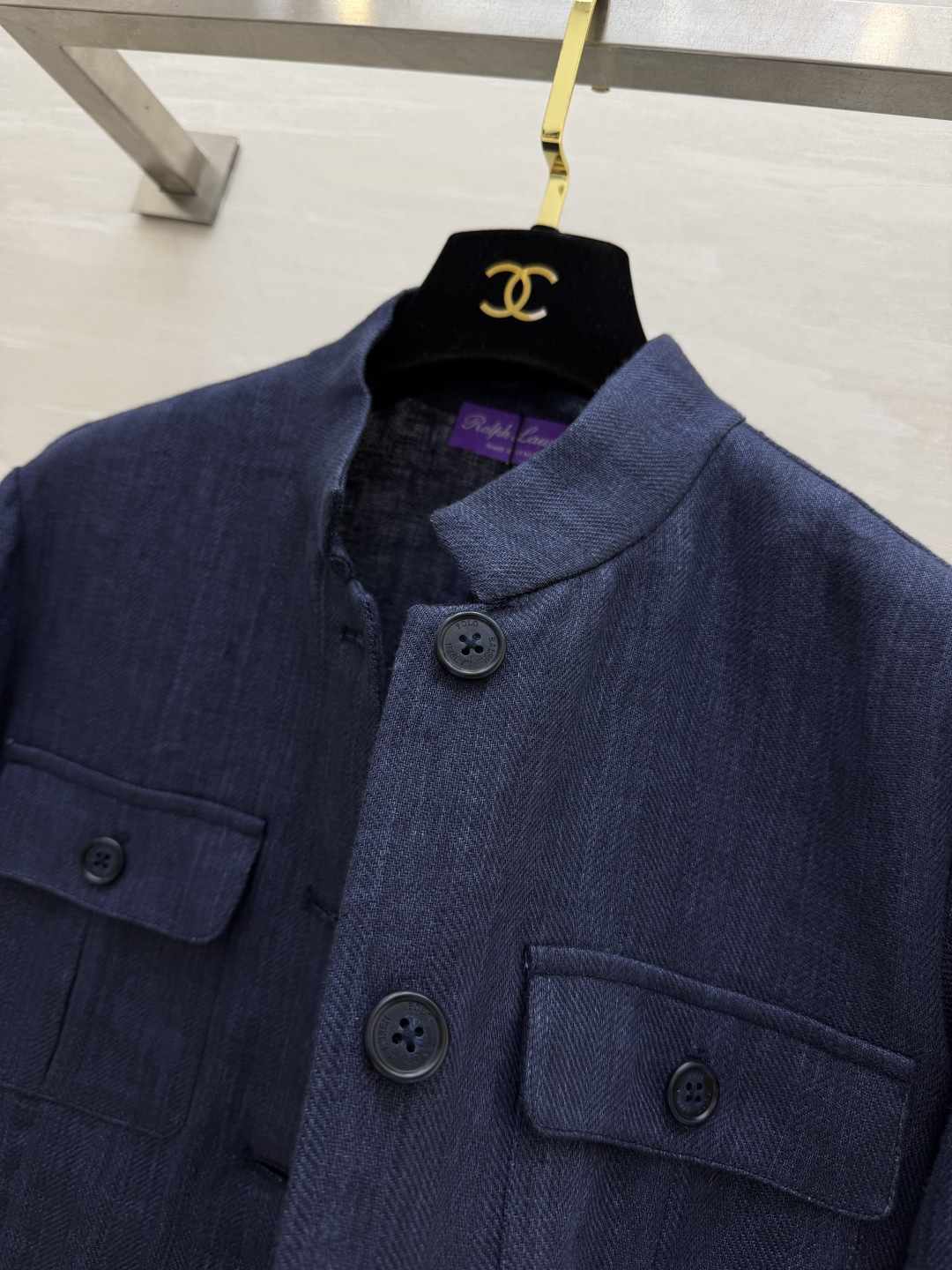 #Ralph Laure♡²⁶深藏青立领亚麻外套 自带低调高级的松弛通勤感 经典小立领设计 利落修饰颈部