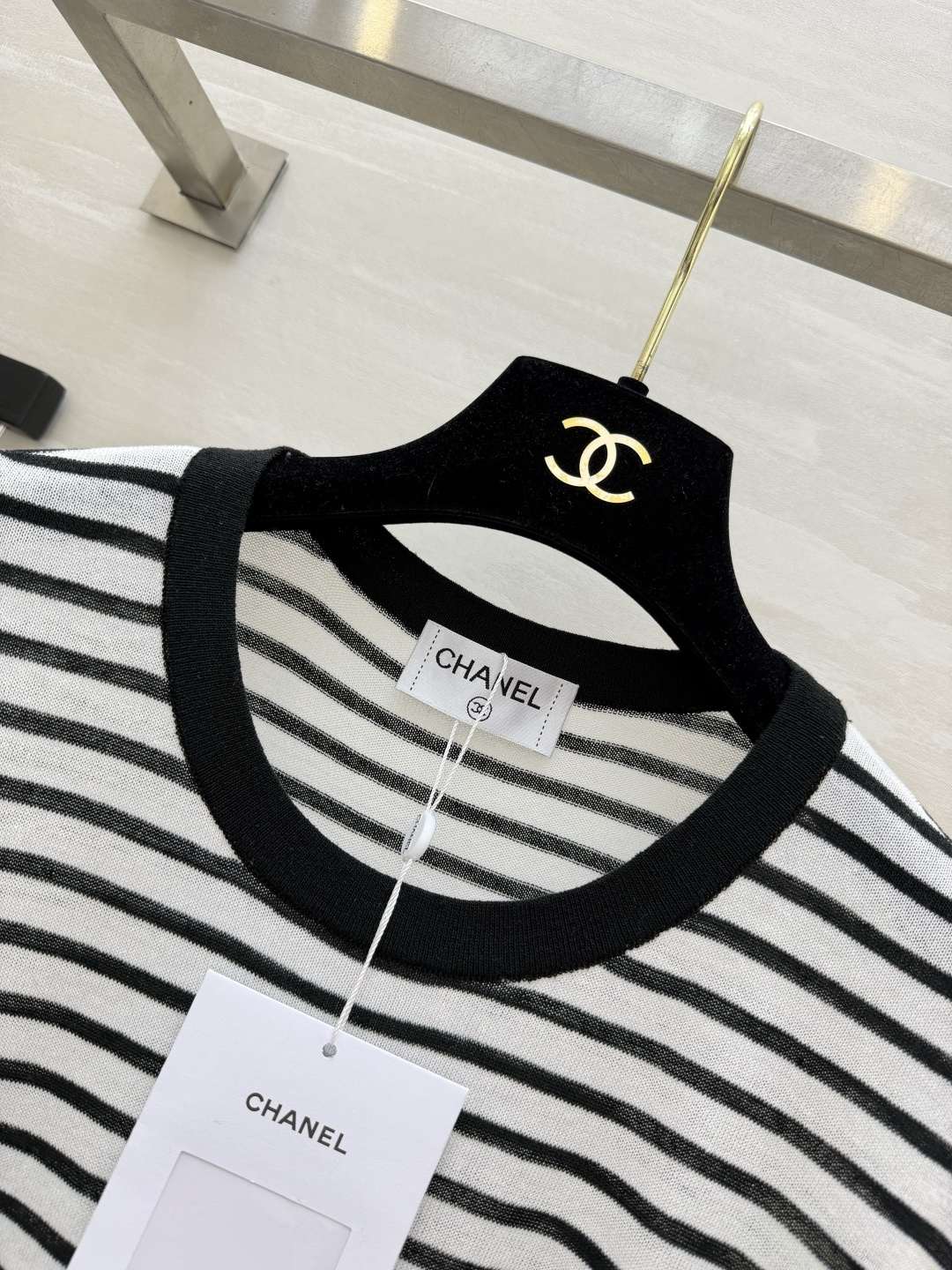 #Chane♡²⁶经典条纹长袖T恤 三色合集上线 万年百搭的海魂条纹设计 软糯透气轻薄亚麻面料 上身自带