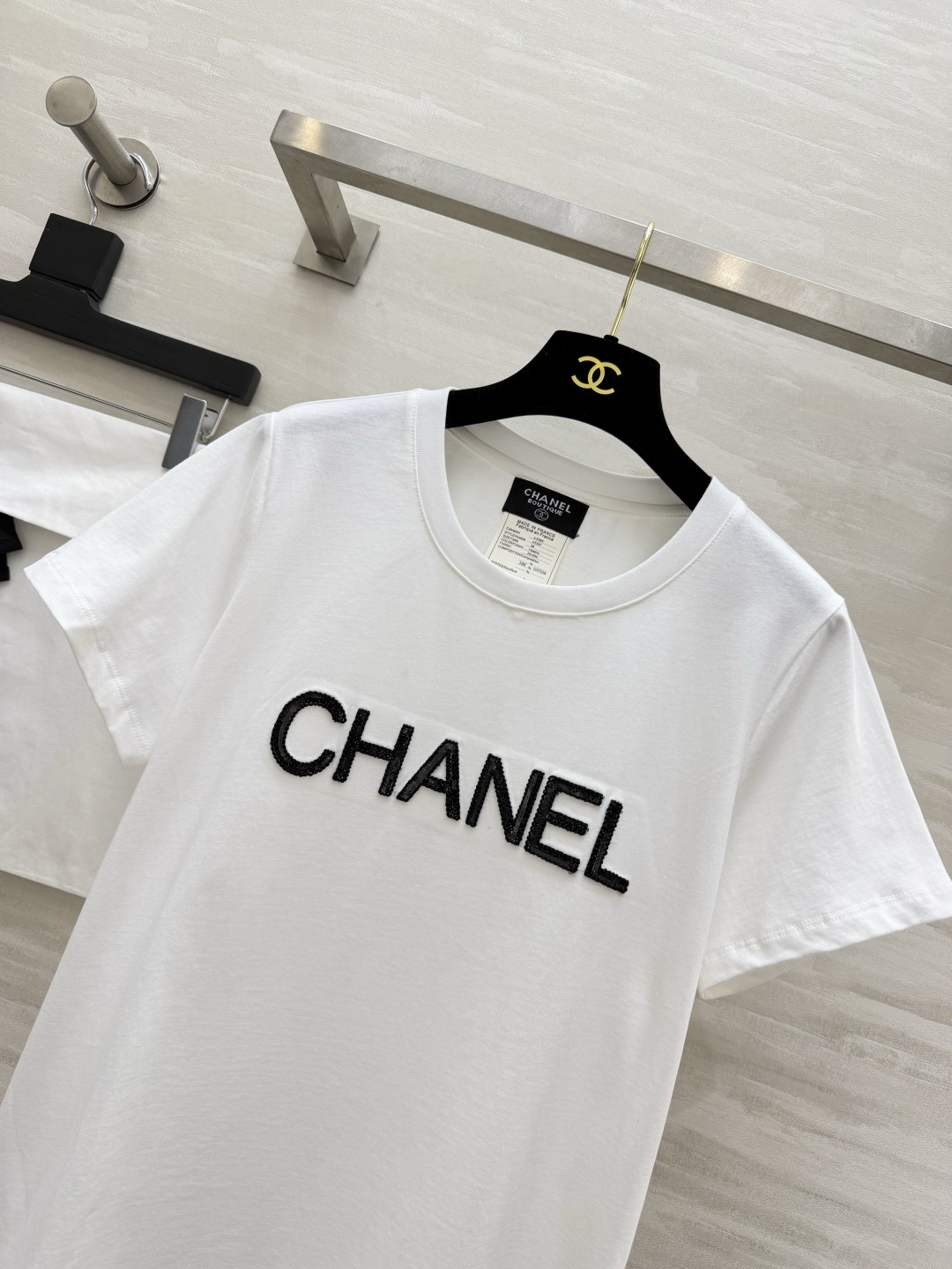 #Chane♡²⁶ss字母logo珠片刺绣🪡T恤 高品质定制 现货首发size：36/38/40（36码