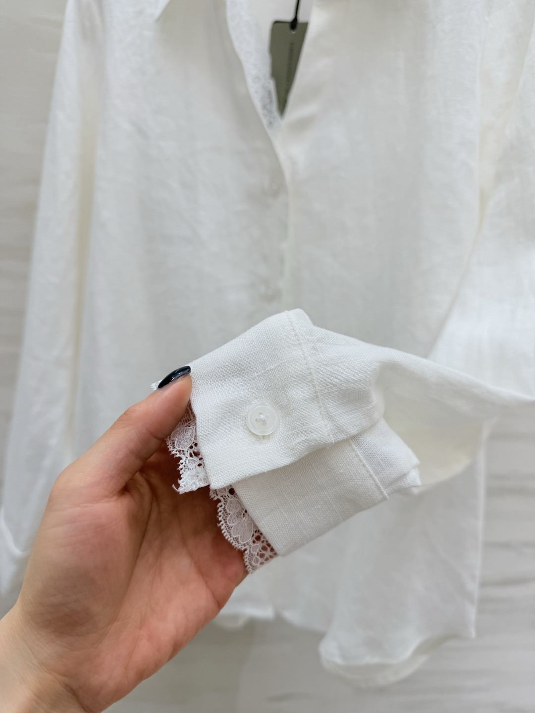 ERMANNO SCERVIN♡²⁶氛围感亚麻蕾丝衬衫✨高级感天然透气亚麻面料🌿上身轻薄又垂顺 告别闷热