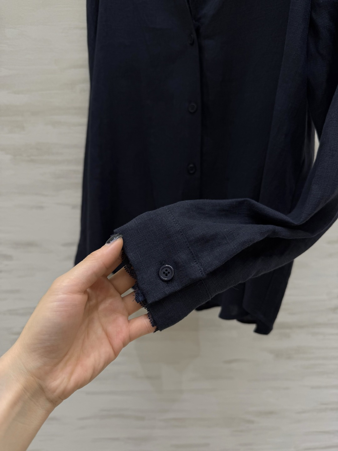 ERMANNO SCERVIN♡²⁶氛围感亚麻蕾丝衬衫✨高级感天然透气亚麻面料🌿上身轻薄又垂顺 告别闷热