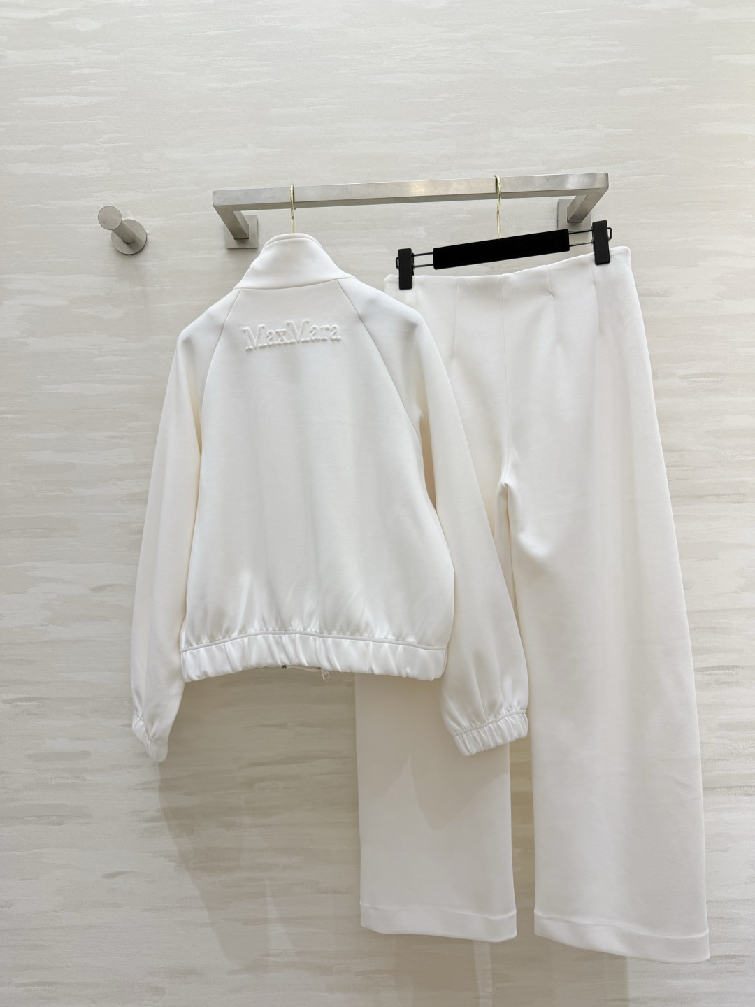 🤍Maxmar♡²⁶极简休闲套装 永远为极简高级感心动！立领拉链宽松卫衣外套 垂感直筒长裤 软糯定制面料
