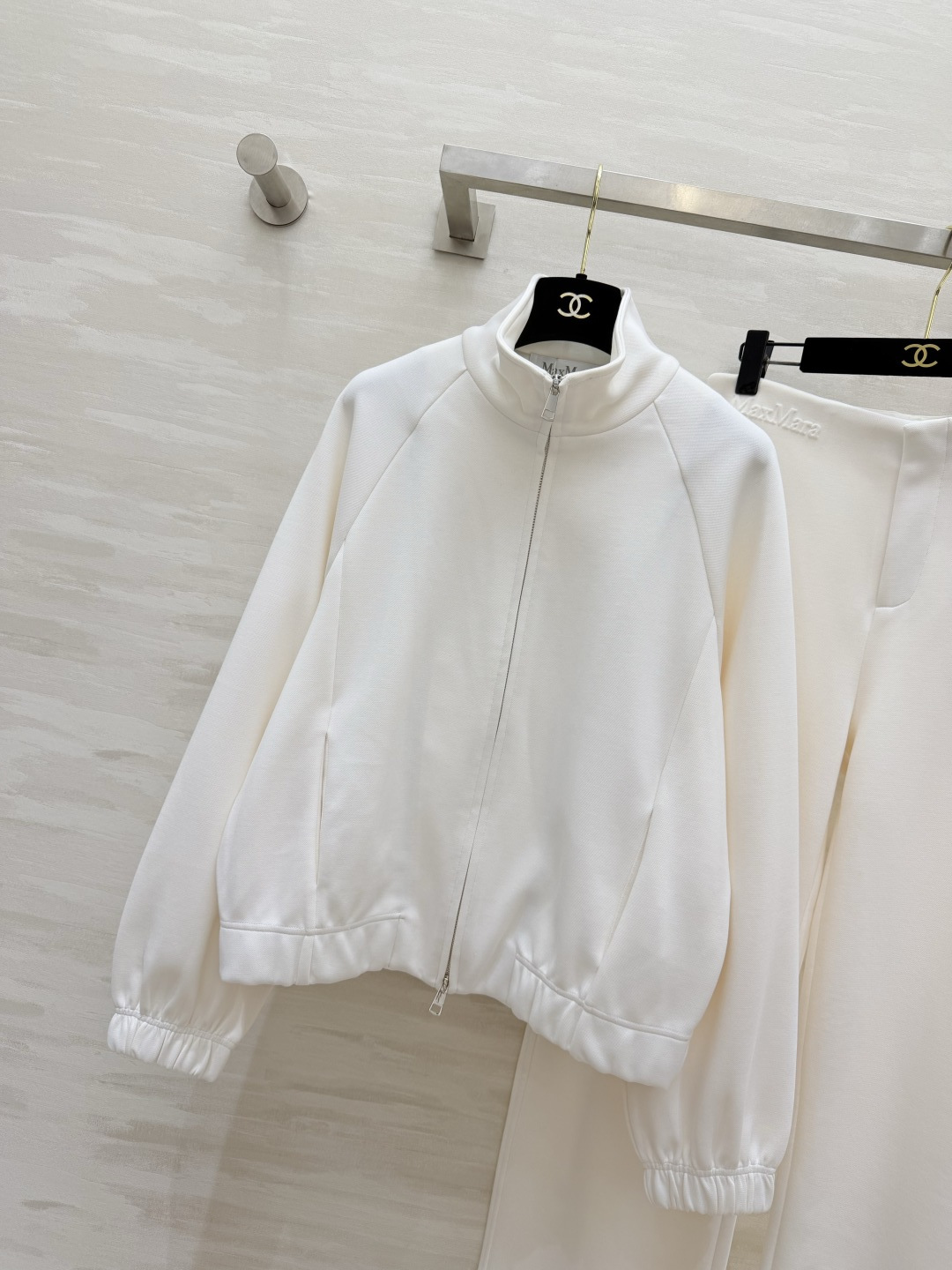 🤍Maxmar♡²⁶极简休闲套装 永远为极简高级感心动！立领拉链宽松卫衣外套 垂感直筒长裤 软糯定制面料