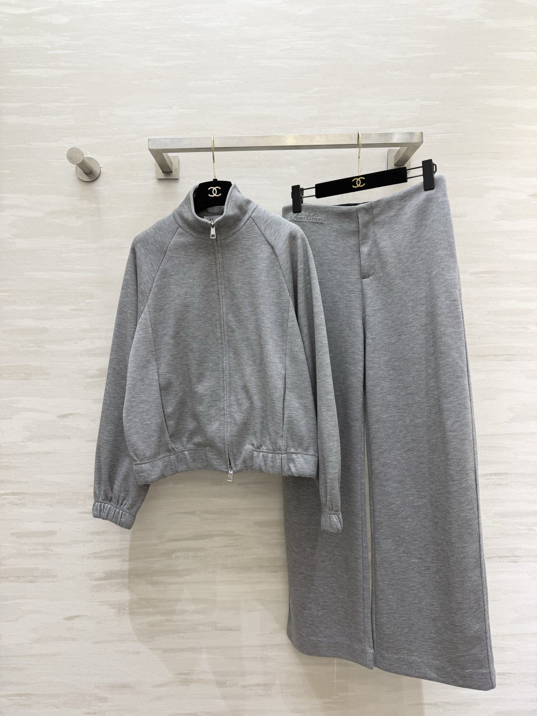 🤍Maxmar♡²⁶极简休闲套装 永远为极简高级感心动！立领拉链宽松卫衣外套 垂感直筒长裤 软糯定制面料