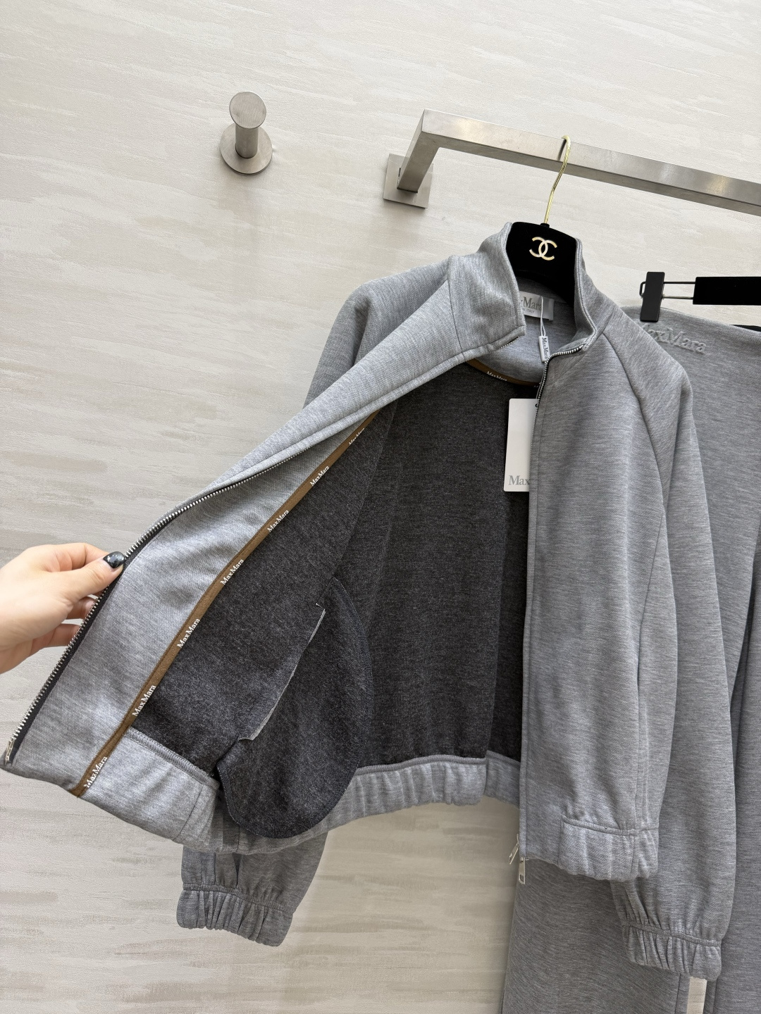 🤍Maxmar♡²⁶极简休闲套装 永远为极简高级感心动！立领拉链宽松卫衣外套 垂感直筒长裤 软糯定制面料