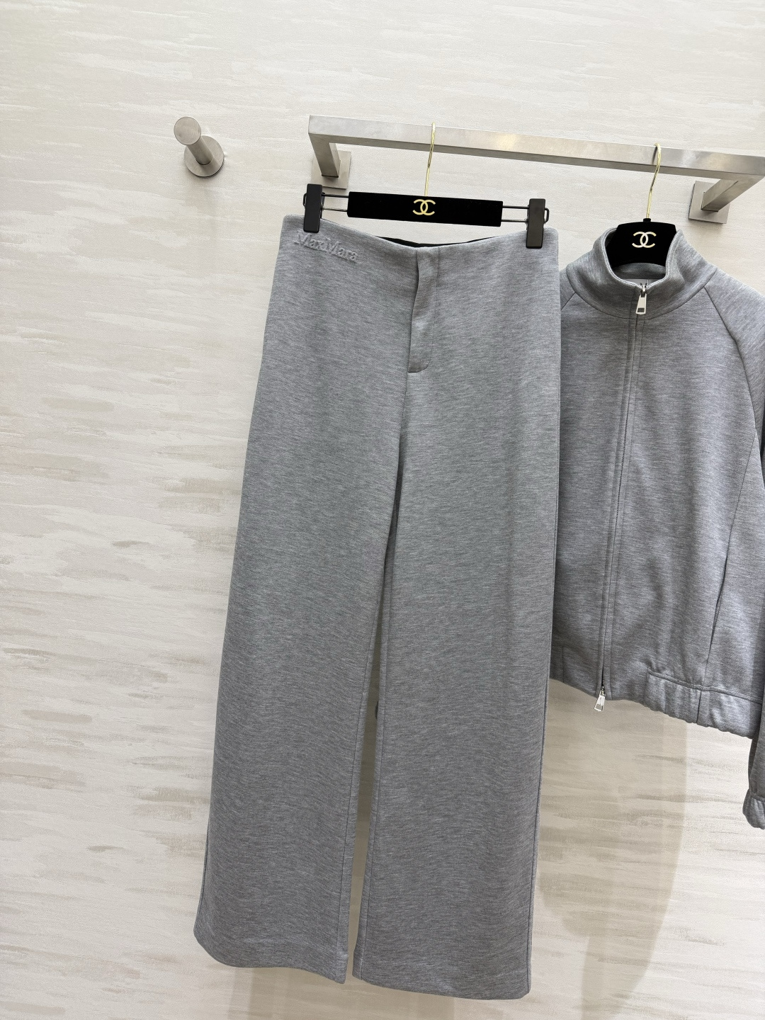 🤍Maxmar♡²⁶极简休闲套装 永远为极简高级感心动！立领拉链宽松卫衣外套 垂感直筒长裤 软糯定制面料