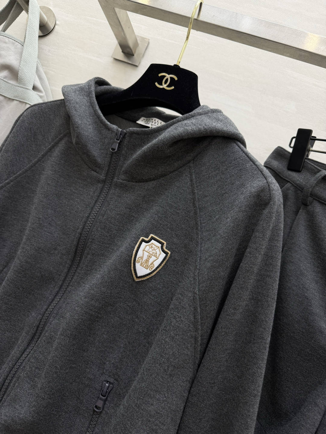 Brunello Cucinell♡²⁶深灰休闲套装 懒人天花板穿搭☁️经典深灰调 低调又显贵 连帽拉链