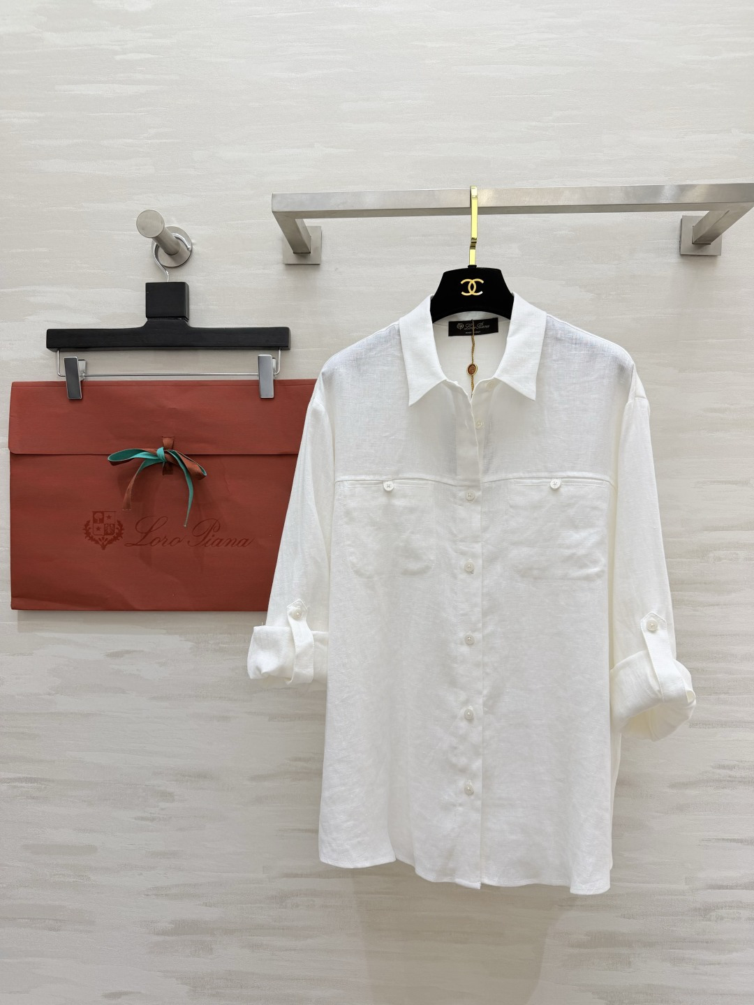 loropian♡²⁶亚麻衬衣 把夏日清爽高级感穿在身上🍃原生亚麻肌理 透气抗热 宽松慵懒廓形 包容各种