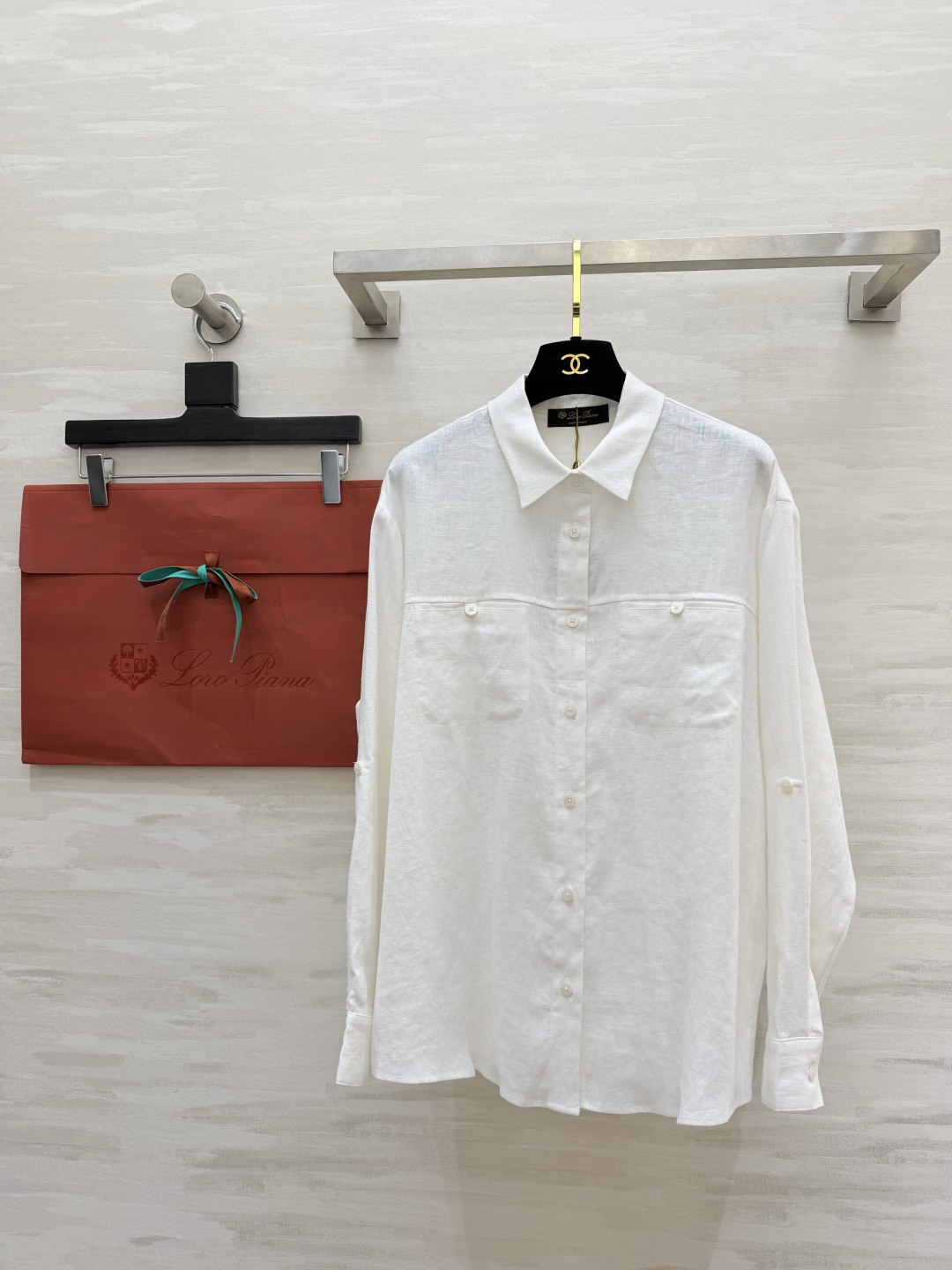 loropian♡²⁶亚麻衬衣 把夏日清爽高级感穿在身上🍃原生亚麻肌理 透气抗热 宽松慵懒廓形 包容各种