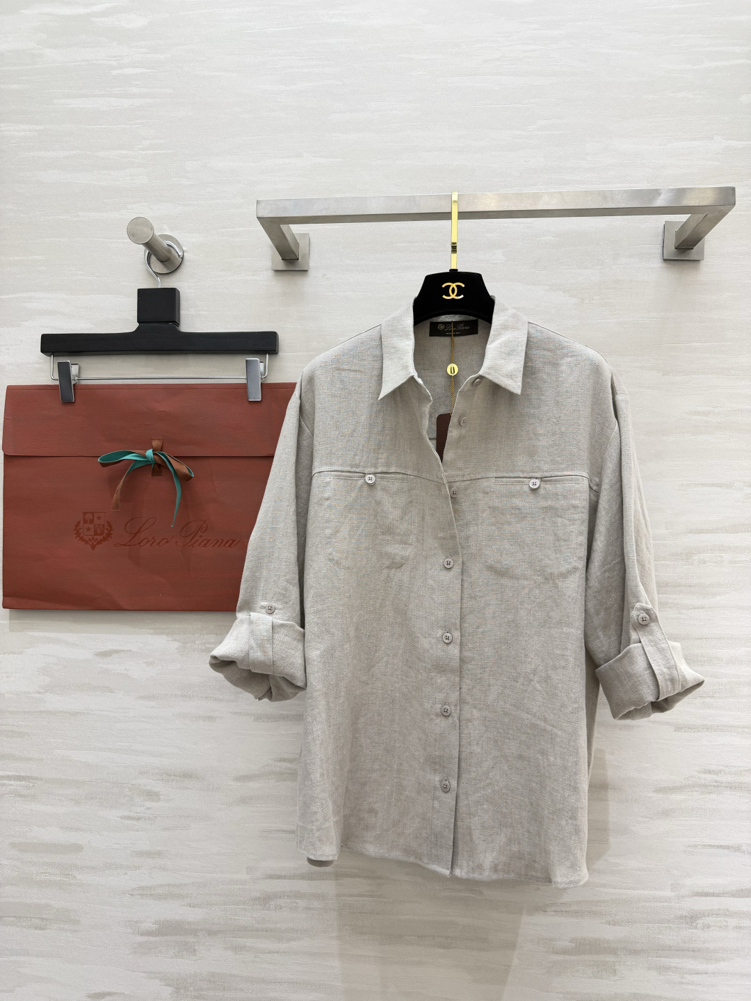 loropian♡²⁶亚麻衬衣 把夏日清爽高级感穿在身上🍃原生亚麻肌理 透气抗热 宽松慵懒廓形 包容各种