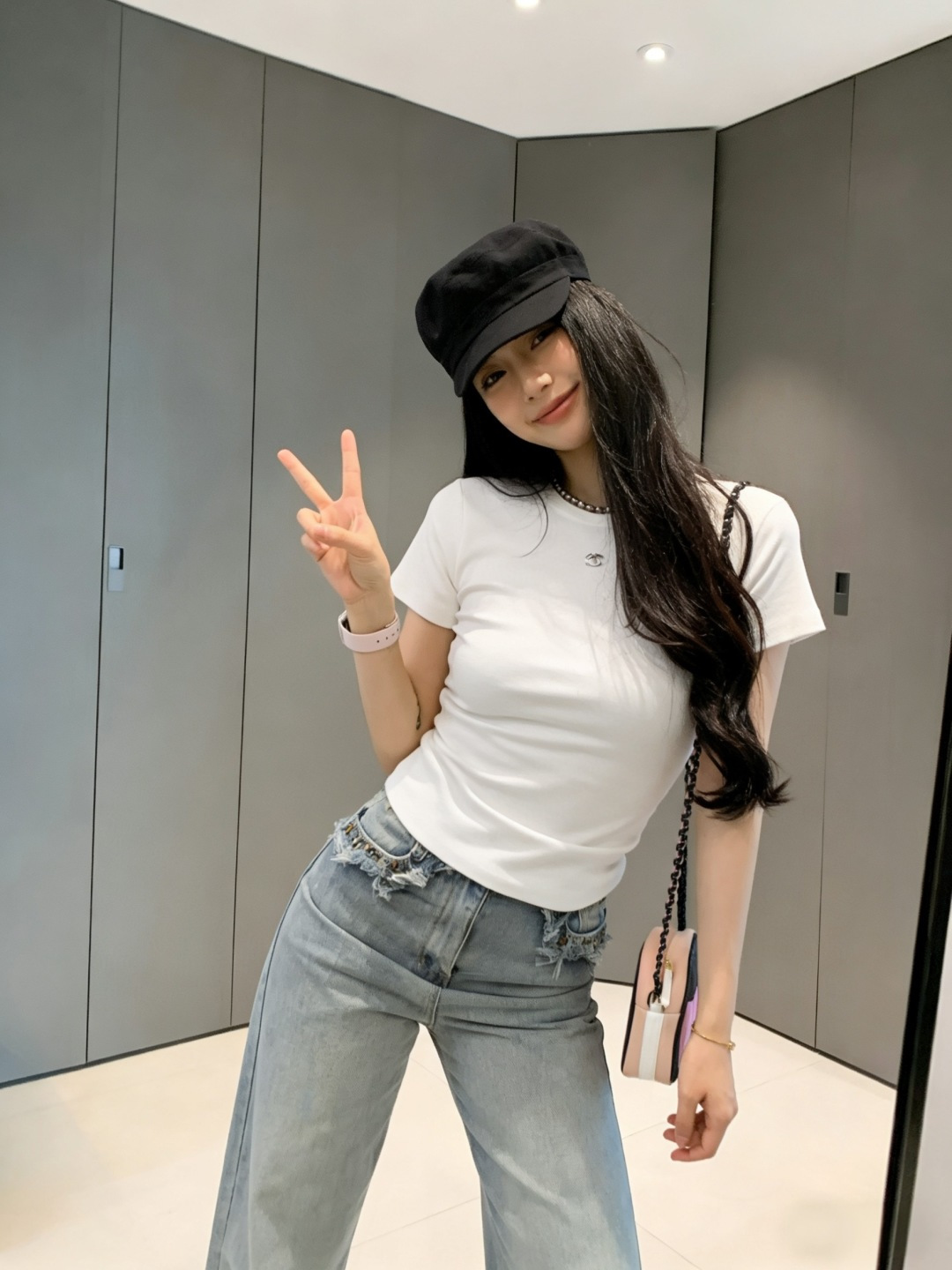 ▫️Chane♡²⁶ss经典三色基础T恤黑白灰百搭色系｜永远不会过时精致闪钻小标｜低调轻奢点睛软糯亲肤面