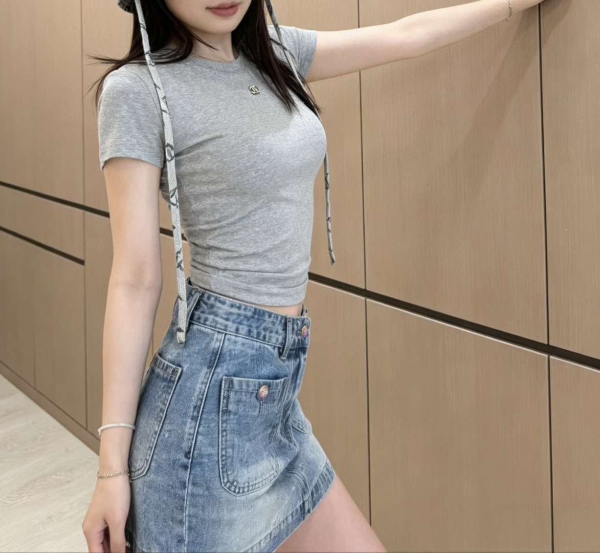 NO:817490,,Chanel-clothing,chanel,19860909,香奈儿-服装,chanel,,Women's clothing