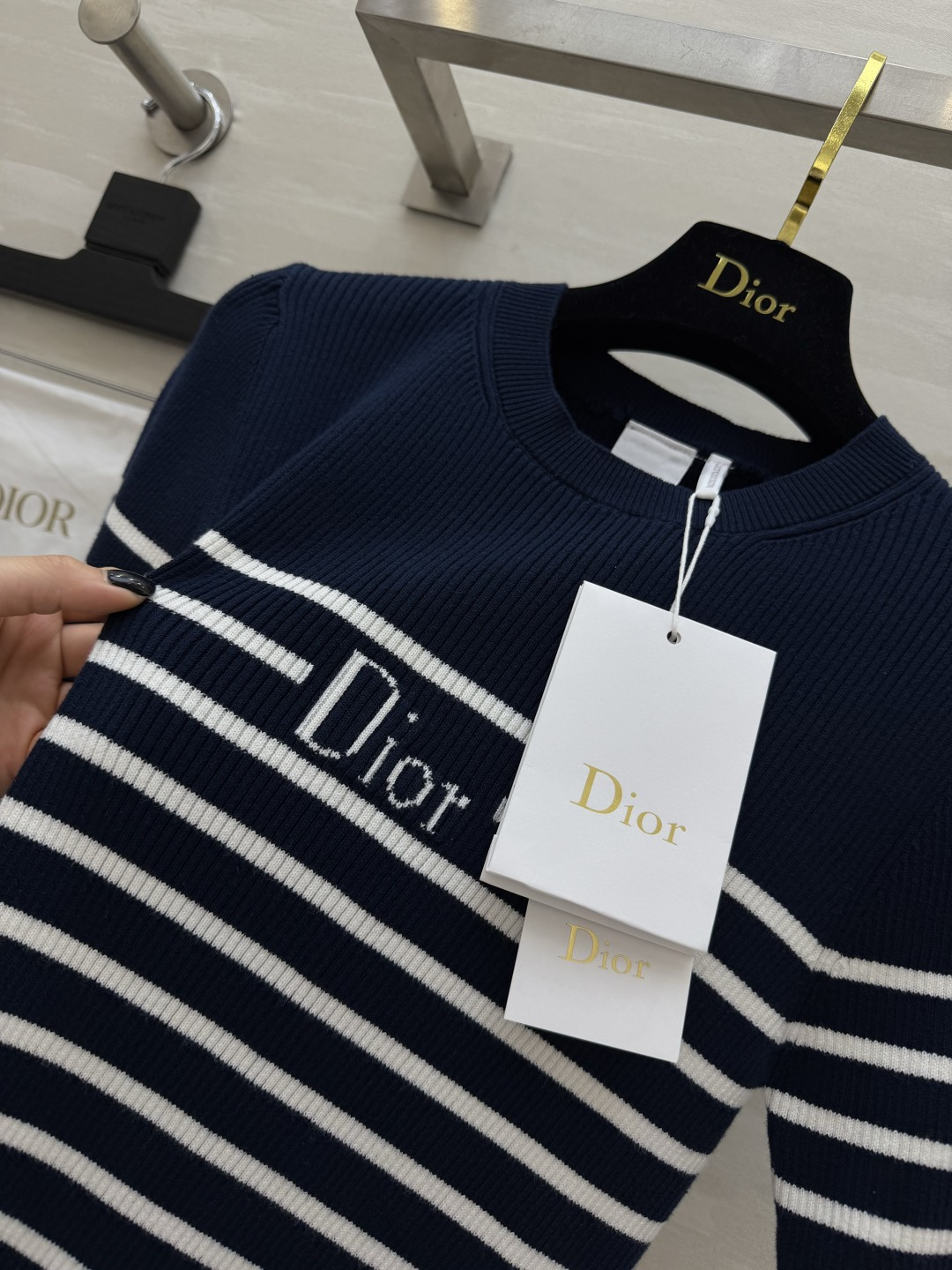 DIO♡²⁶双色条纹针织T恤 经典海魂条纹｜简约高级耐看 立体刺绣小标 低调显贵 软糯坑条针织 显瘦弹力
