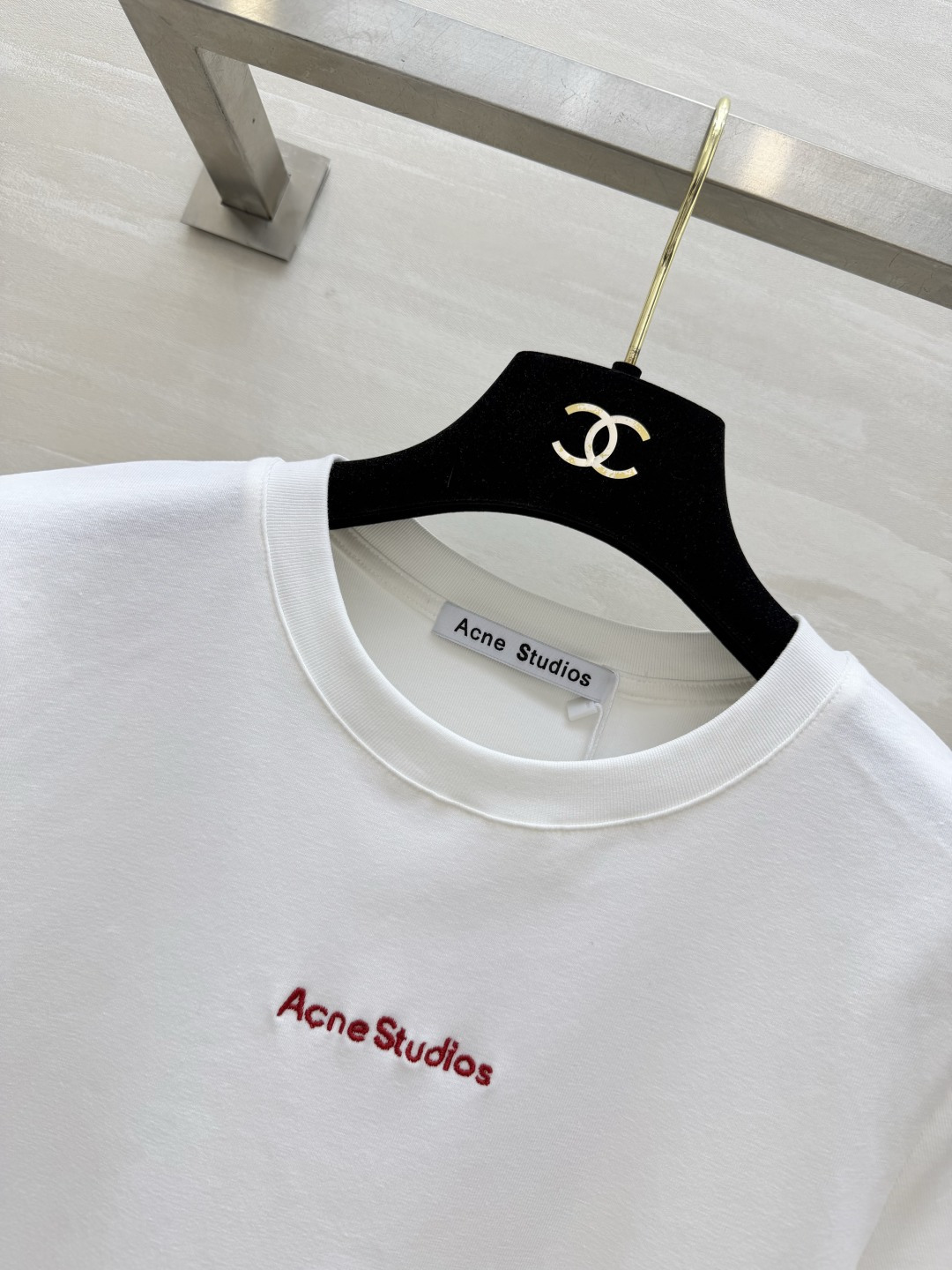 #ACNE²⁶刺绣🪡字母logoT恤 经典三色 纯净白｜高级灰｜百搭黑 简约小字母刺绣点缀 低调又有细节