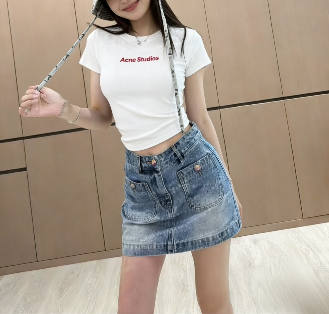 NO:817602,,women's clothing,19860909,女装,,Women's clothing