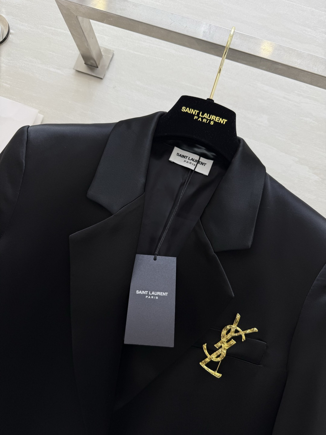 #ysl²⁶新款 醋酸面料翻领西装外套 高品质定制 现货首发size：S/M/L/XL（M码肩宽：38，