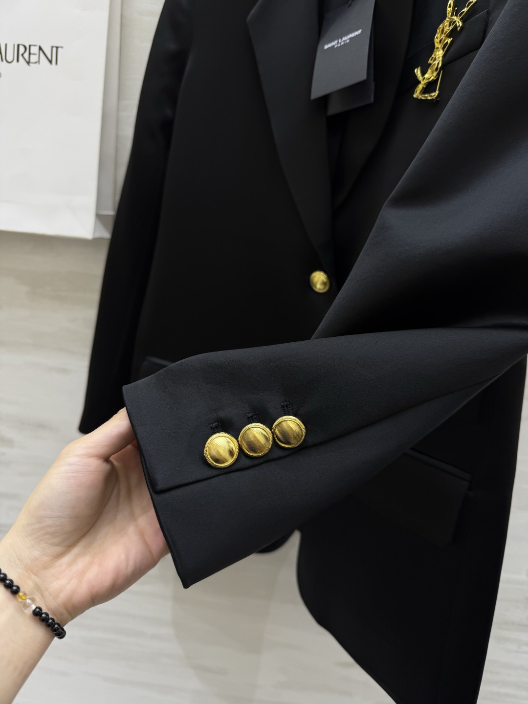 #ysl²⁶新款 醋酸面料翻领西装外套 高品质定制 现货首发size：S/M/L/XL（M码肩宽：38，