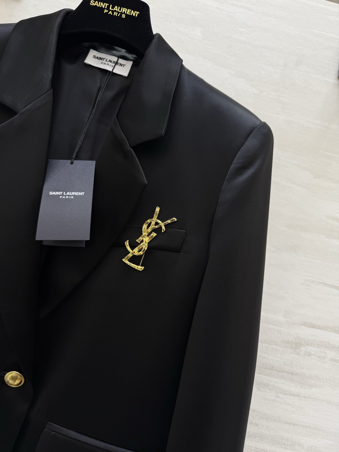 #ysl²⁶新款 醋酸面料翻领西装外套 高品质定制 现货首发size：S/M/L/XL（M码肩宽：38，