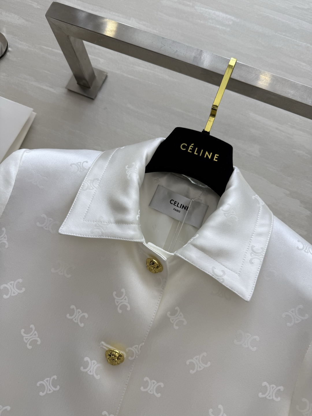 #Celin♡春夏新款 提花醋酸翻领外套 定制奢华醋酸面料 提花内里 高品质 现货首发size：S/M/