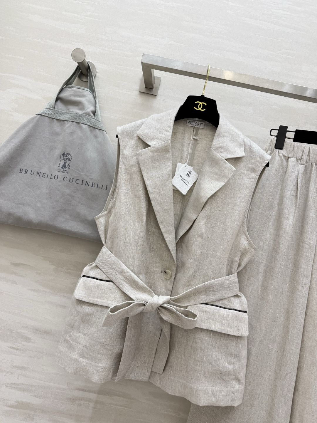 Brunello Cucinell♡²⁶亚麻马甲阔腿裤套装「贵气懒人风」的松弛感✨天然亚麻材质 自带呼吸