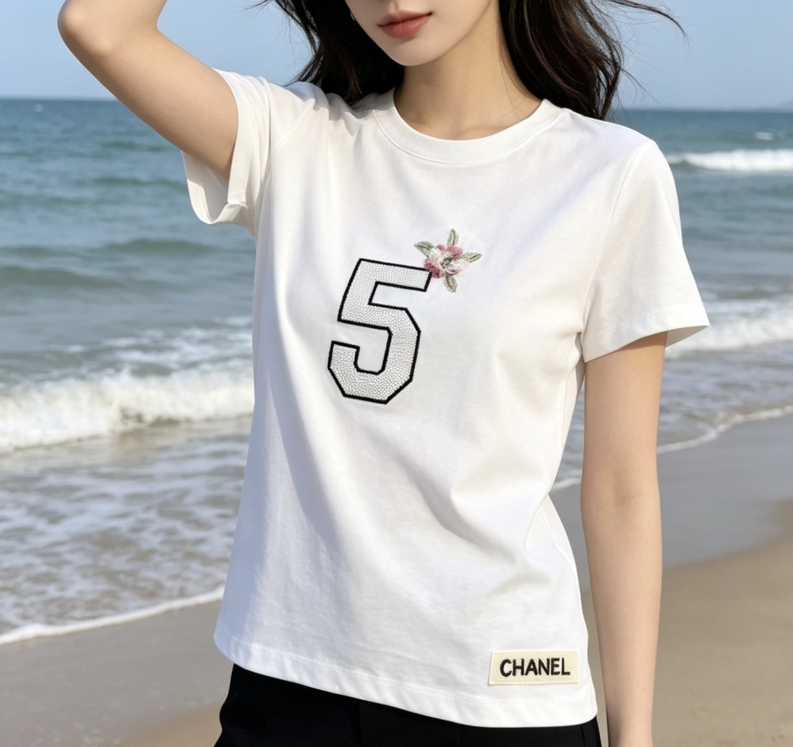 #Chane♡²⁶ss字母logo珠片刺绣🪡T恤 高品质定制 现货首发size：36/38/40（36码