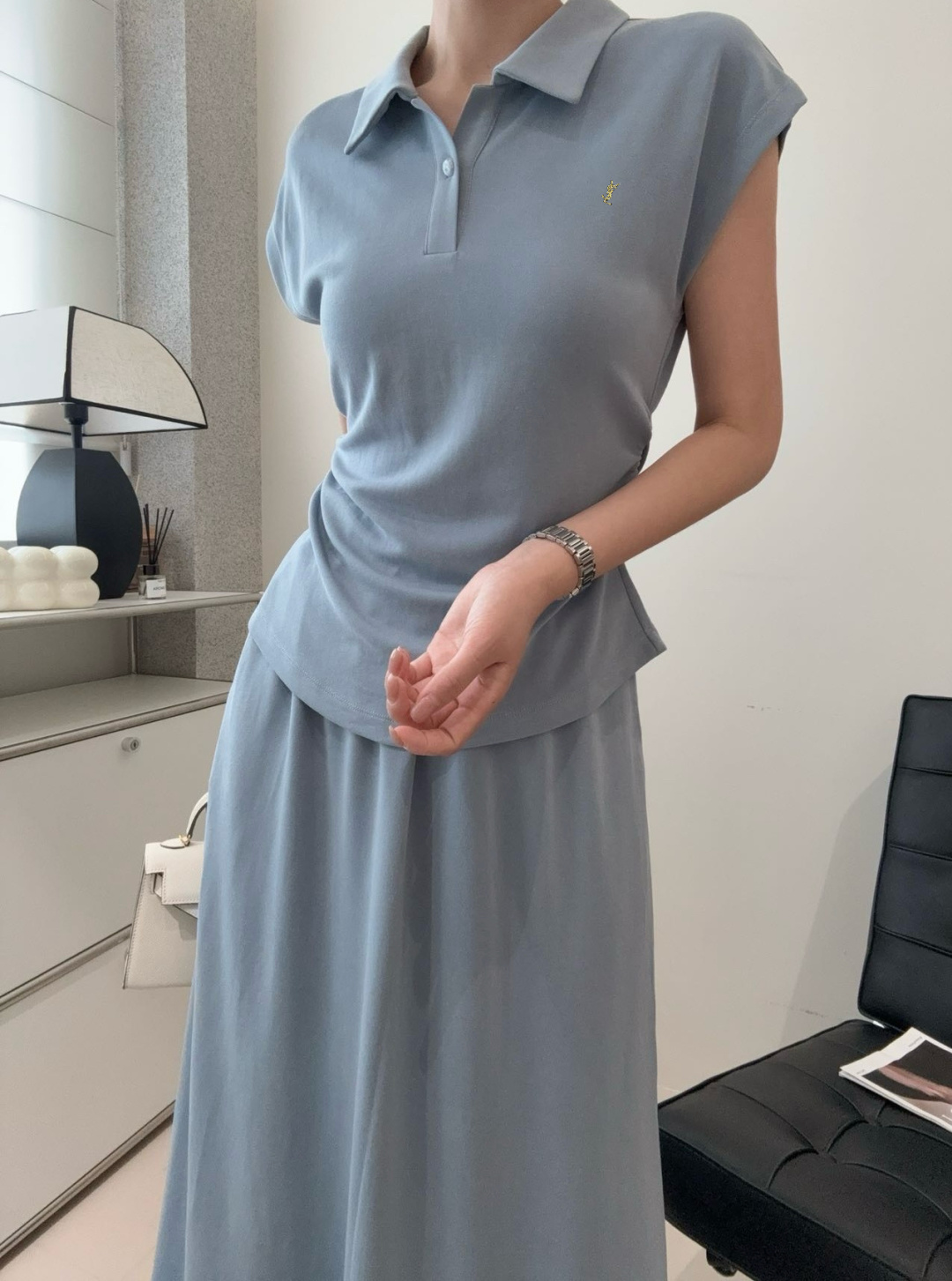 NO:821737,,,19860909,,,Women's clothing