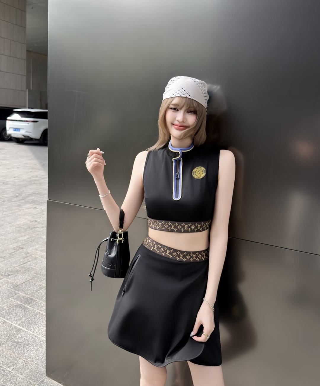 NO:836608,,,19860909,,,Women's clothing