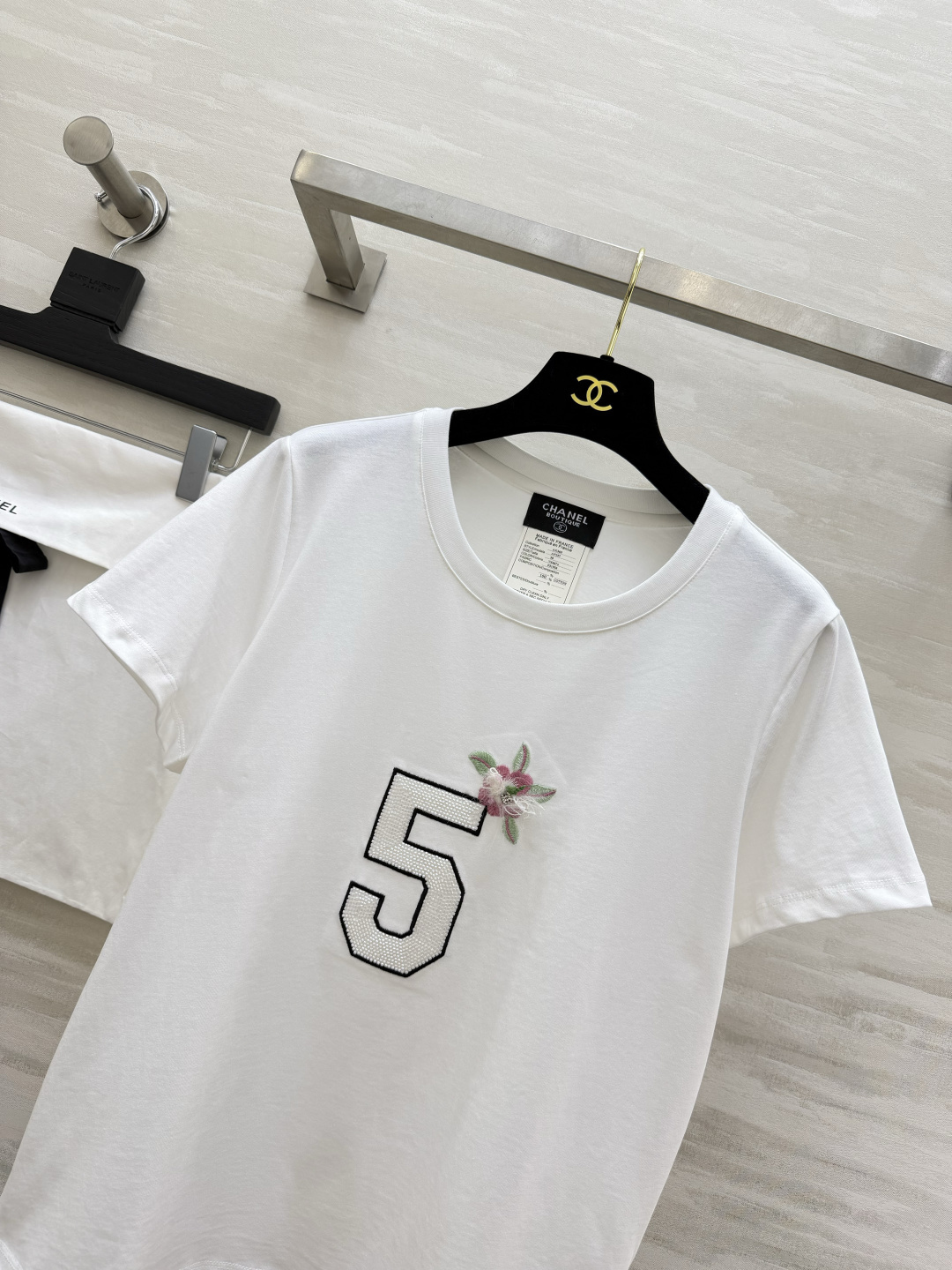 #Chane♡²⁶ss字母logo珠片刺绣🪡T恤 高品质定制 现货首发size：36/38/40（36码