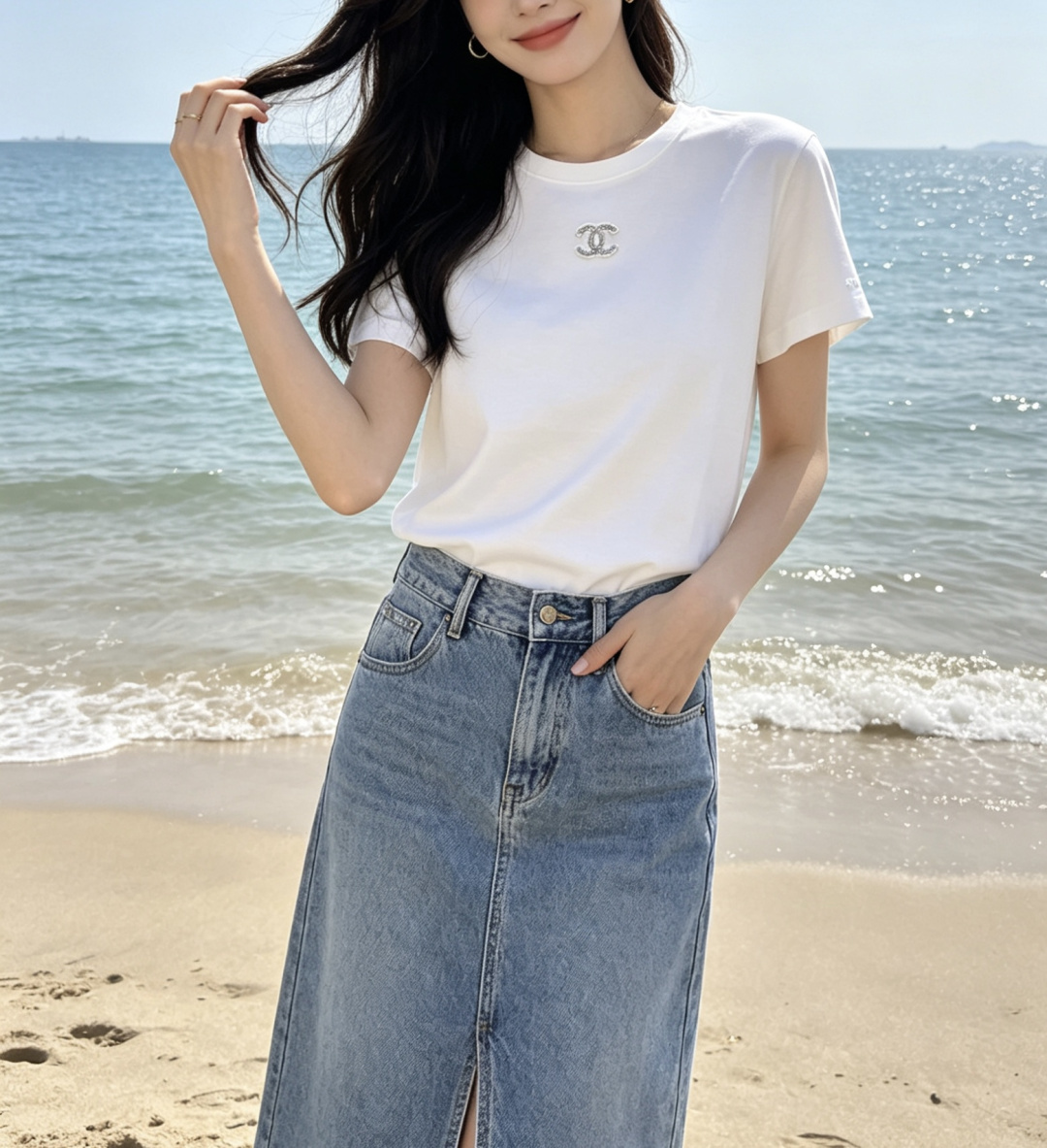 Chane♡²⁶经典纯白水钻双C T恤 衣柜里永远不会过时的基础王牌✨干净到极致的奶白色调 软糯高支纯棉