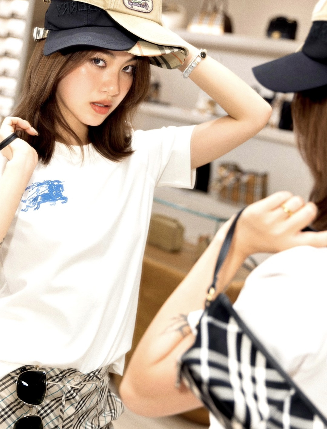 NO:827364,,Burberry-clothing,19860909,博柏利-服装,,Women's clothing