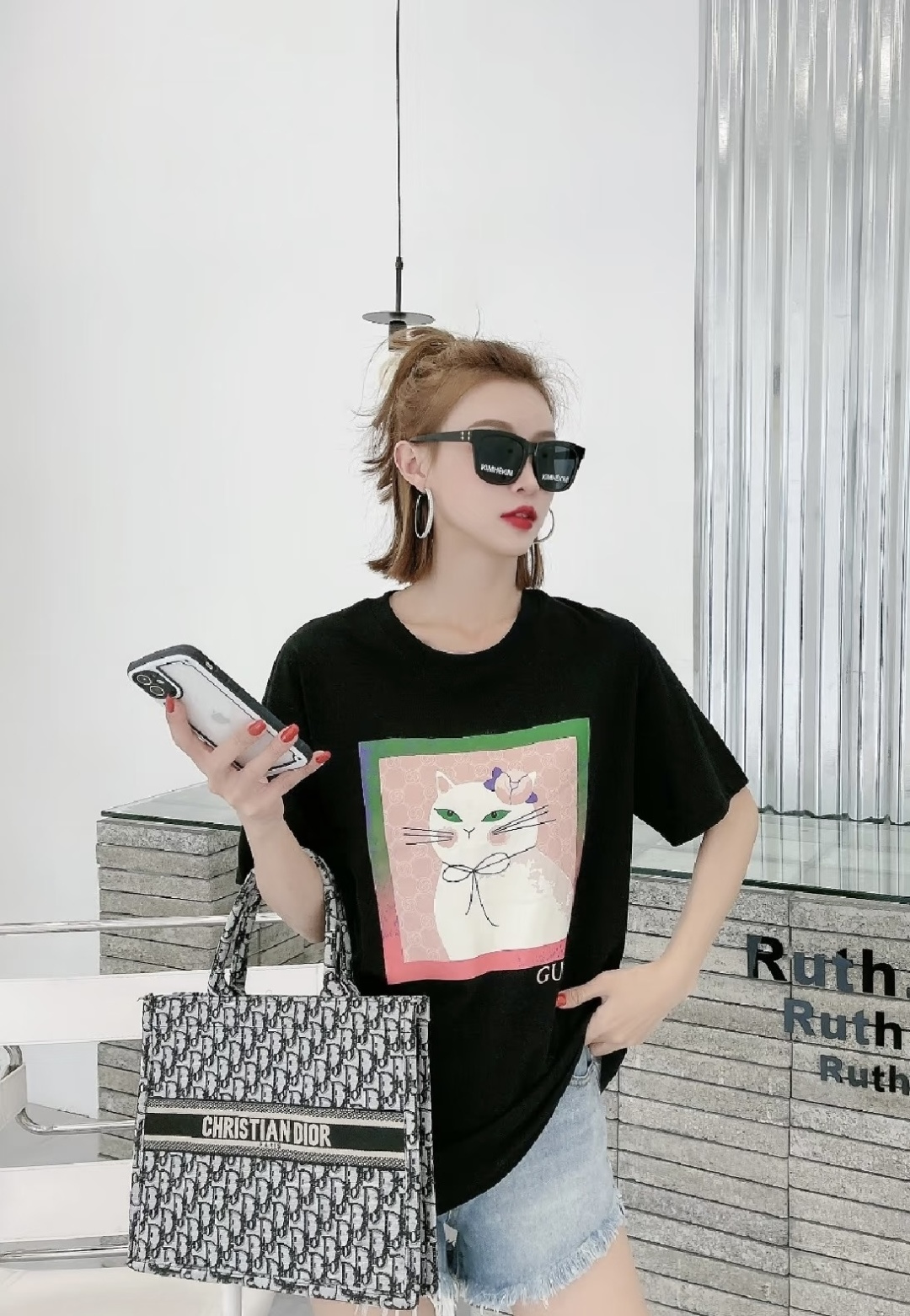 🐱 GUCC♡²⁶猫咪系列T恤 | 三色齐发谁能拒绝优雅又可爱的猫咪印花啊！自带法式复古氛围，白/粉/黑