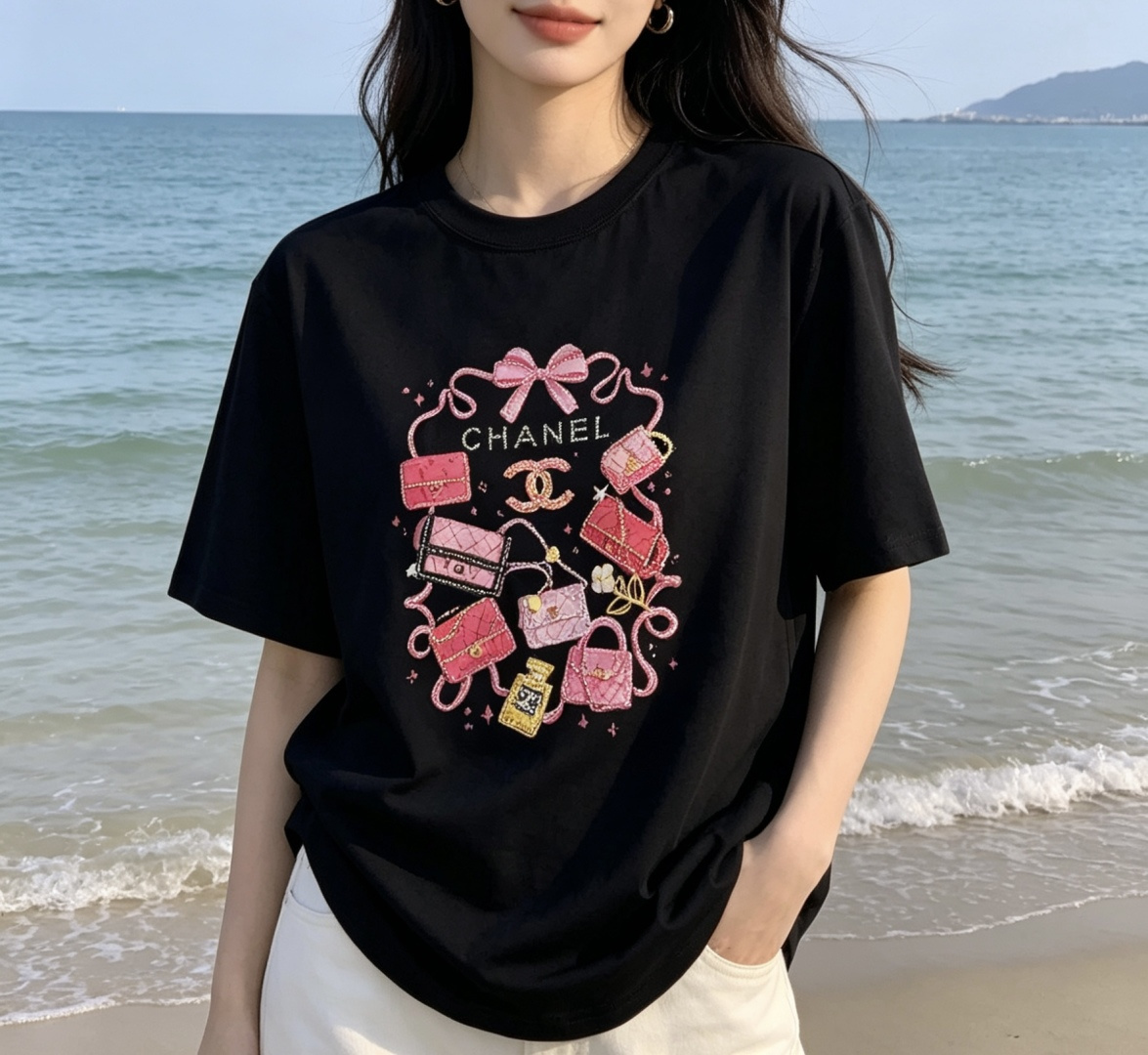 Chane♡²⁶烫钻包包印花T恤 宽松oversize版型 显瘦一绝 印花是带闪钻 阳光下巨精致c随便搭