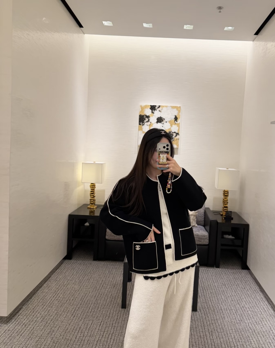 NO:845839,,,19860909,,,Women's clothing